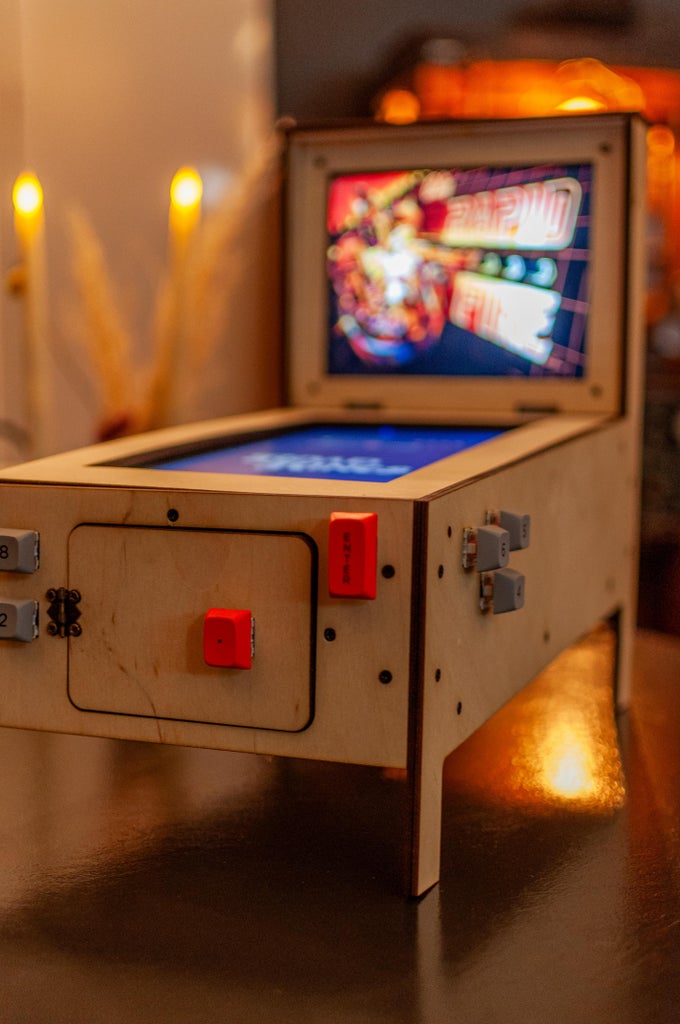 Small Virtual Pinball Machine With Surround Sound!