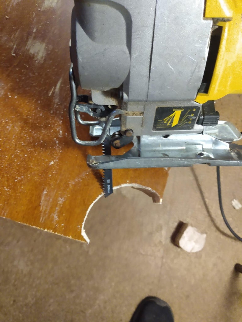 Cutting the Pocket Holes