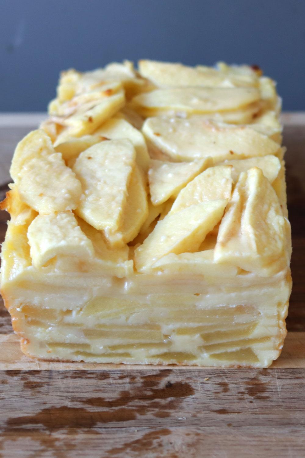 Traditional Style Invisible Apple Cake